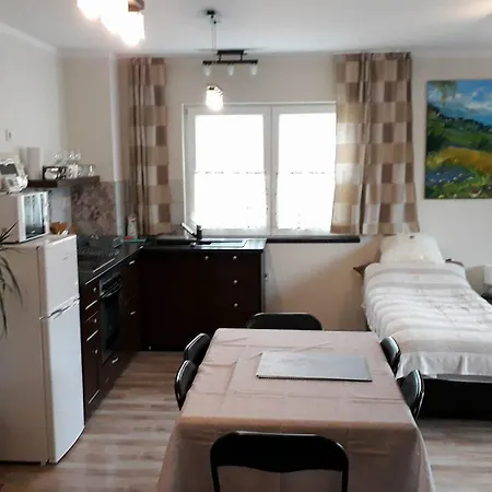 Hotel Hedi Vendeghaz